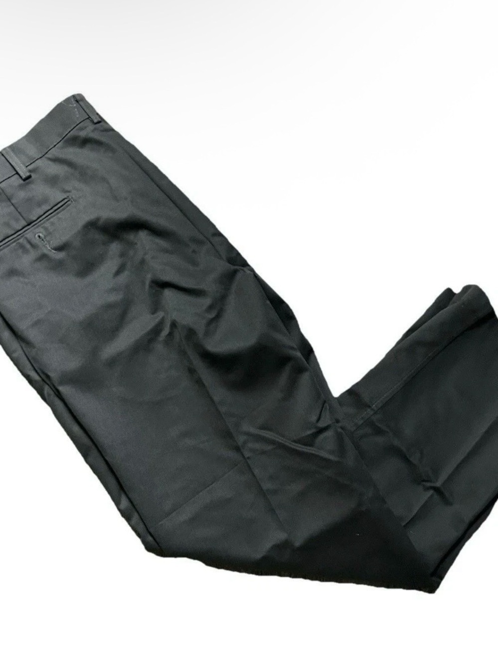 NWT Men’s Dockers Relaxed Fit Flat Front Grey Chinos Size 40x32